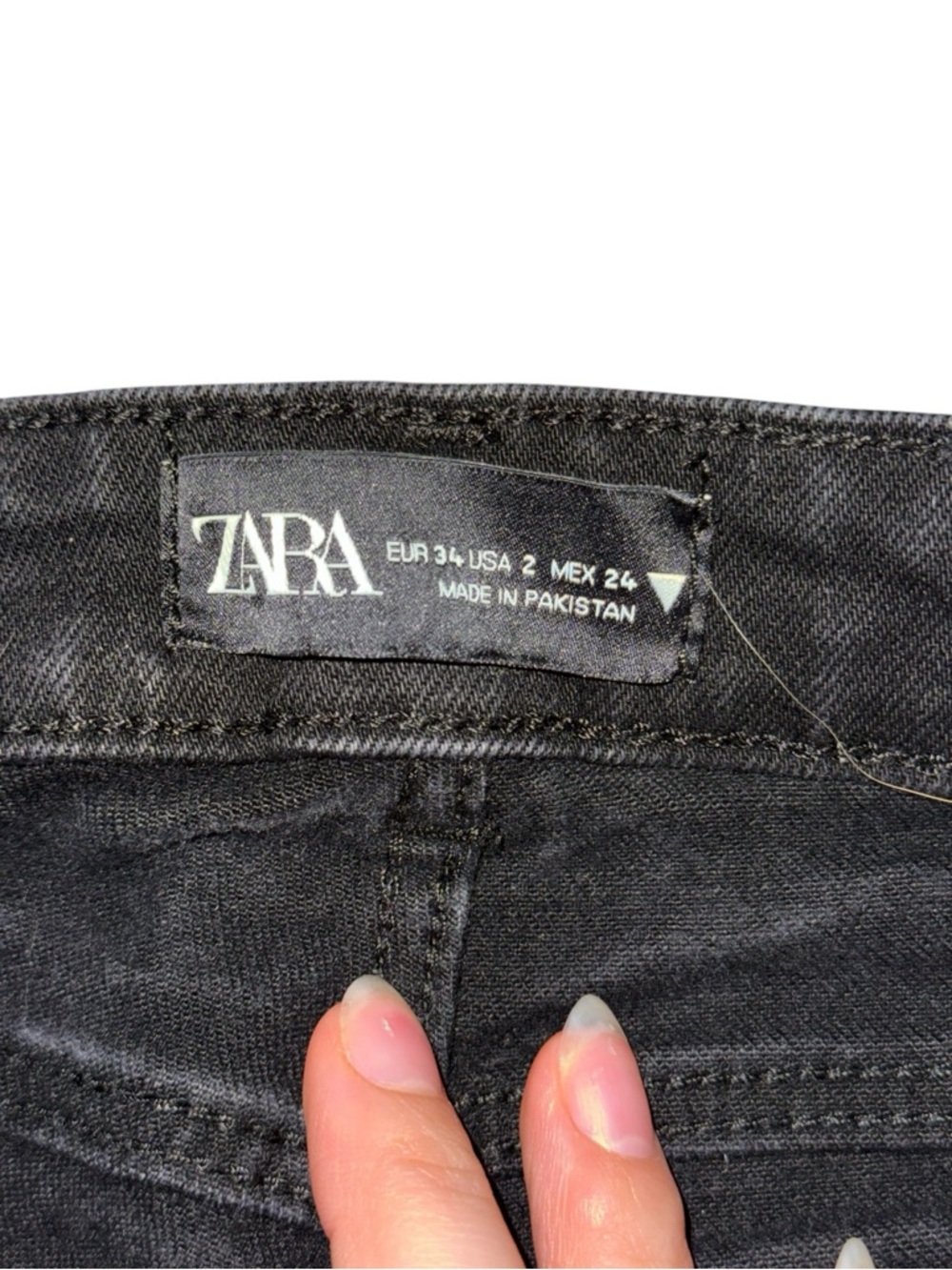 Women’s Zara Black High Waisted Straight Jeans - 2 - Picture 7 of 12